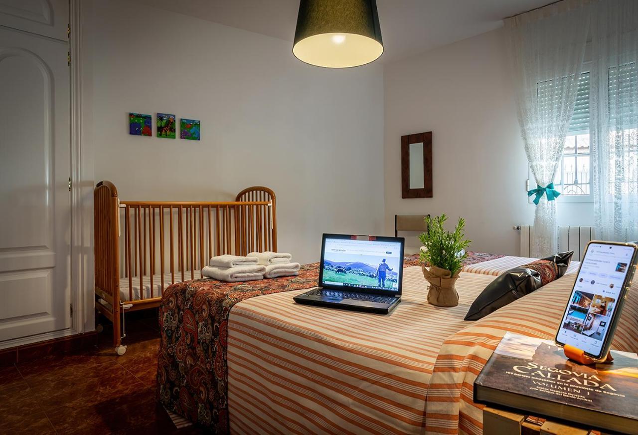 Entreacebedas Rural&Vacaciones, Alojamientos Con Jardin Privado Piscina Gratis En Julio Segovia Kültér fotó